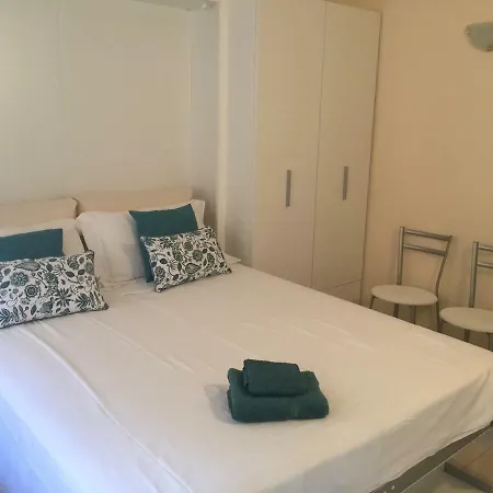 公寓 Monolocale Lungomare Colombo 欧斯佩达蒂